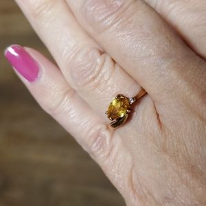 10k gold topaz and diamond ring. Size 6